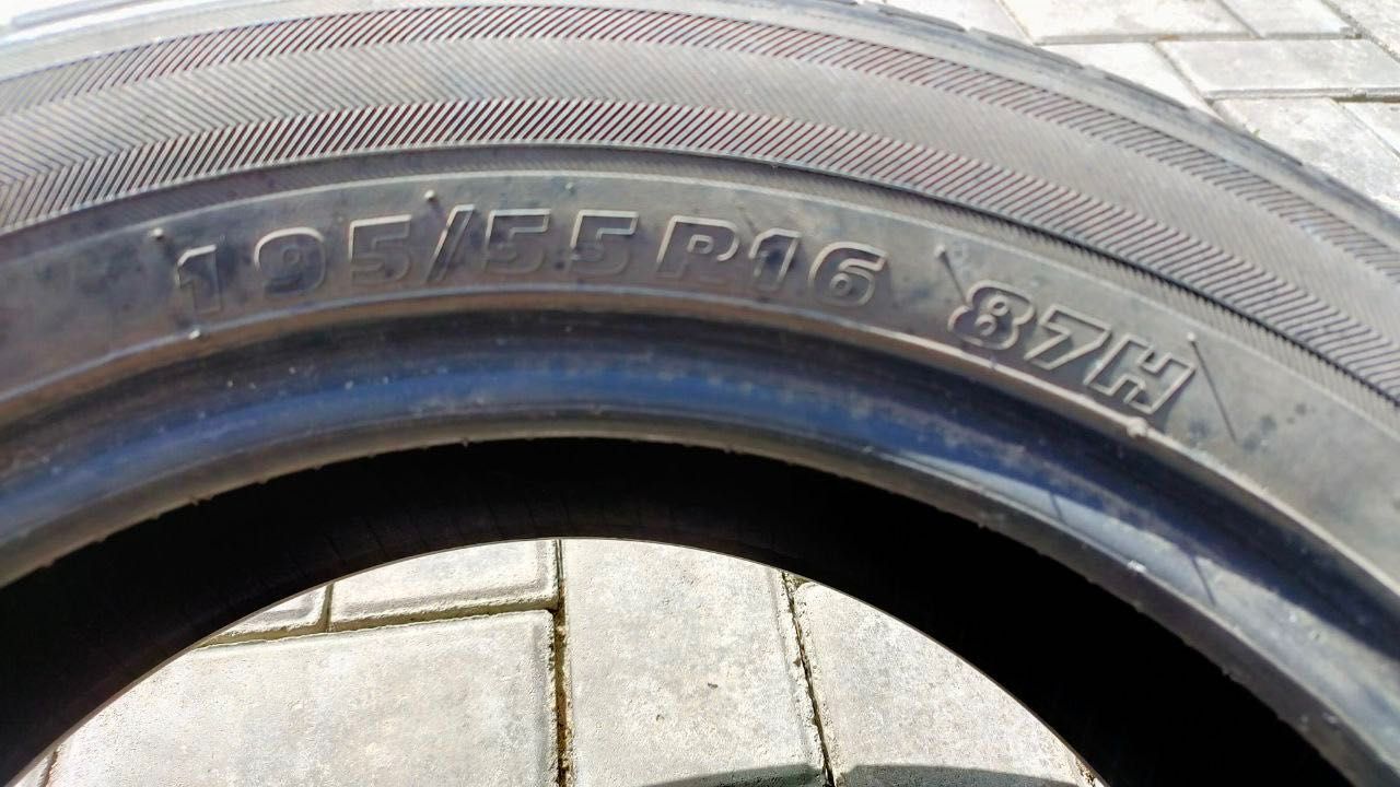 Продам летнюю резину kumho размер 195/55/16