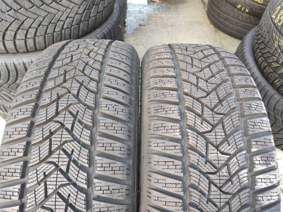 2бр Като нови зимни гуми 205 55 16 - Dunlop - DOT 2023