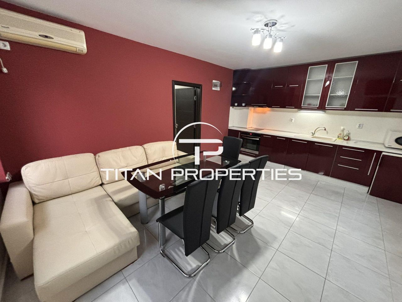 Дава се под наем Двустаен апартамент в Бургас, Сарафово - 75 кв.м за 382.5 € - Снимка #1