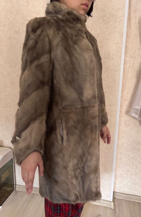 Продам норкувую шубу
