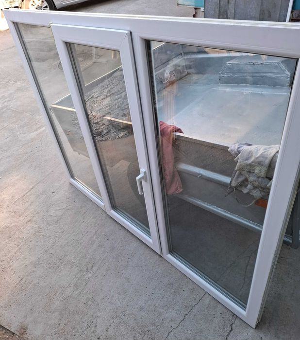 Vând 4 geamuri termopan în stare foarte bună