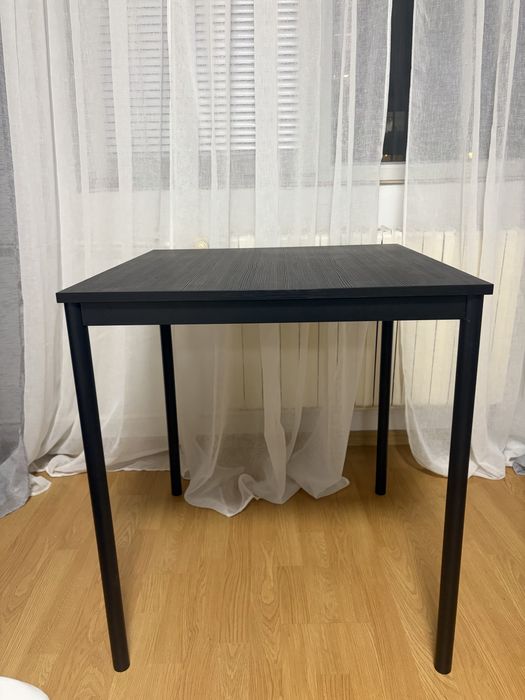 Бюро Ikea в перфектно състояние