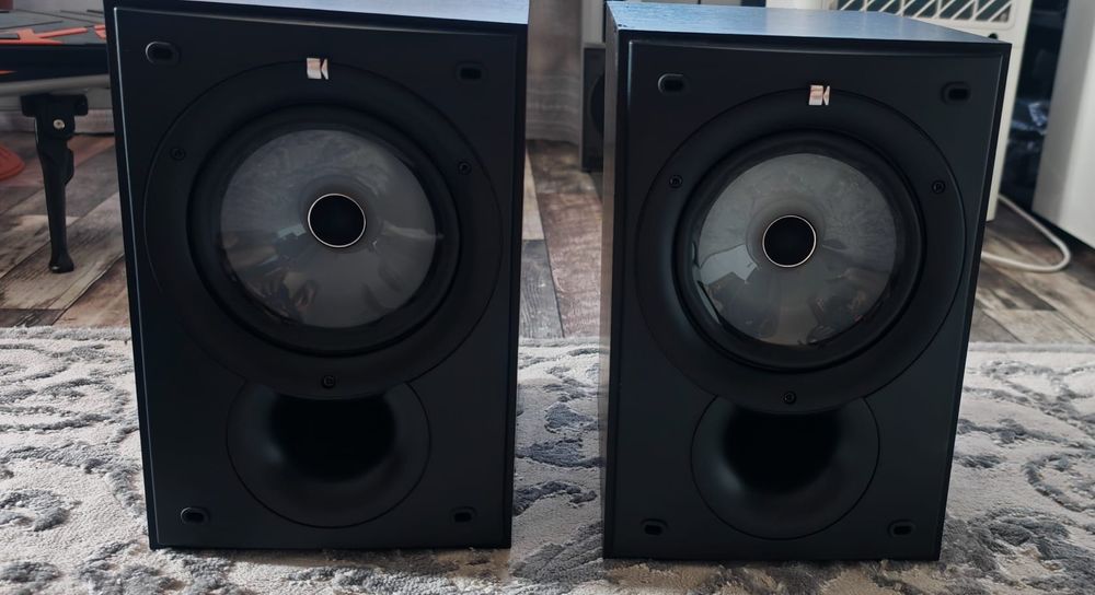 Boxe kef q15 impecabile