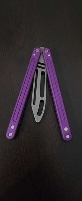 Професионален Butterfly knife / тренировъчен нож пеперуда