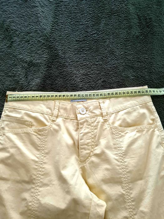 Pantaloni cumpărați din Germania, Made in Romania