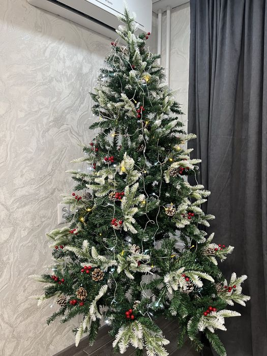 Ёлка гирлянда в подарок