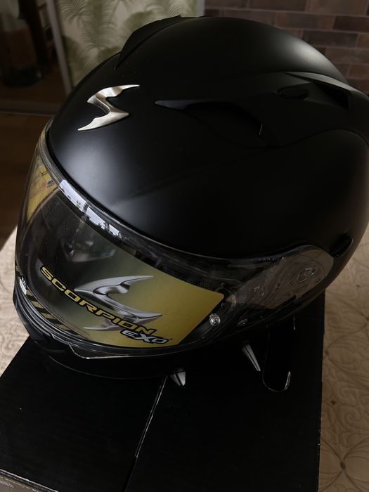 Vând cască SCORPION EXO-1200AIR Solid XXL