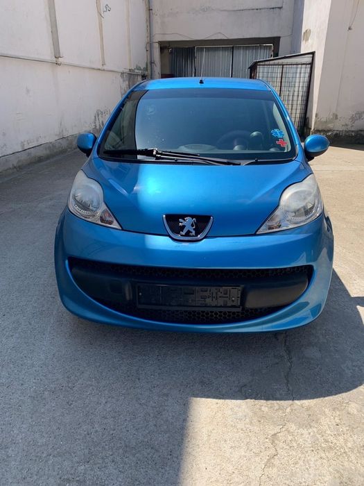 Ansamblu stergatoare cu motoras Peugeot 107
