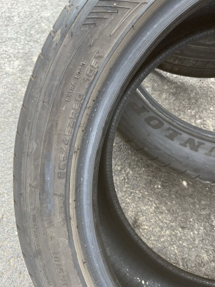 Dunlop sport max rt2 MO 255/45/20 /284/40/20