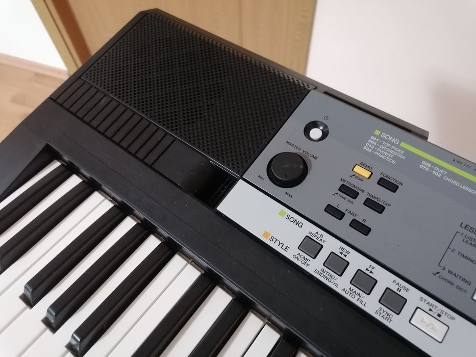 YAMAHA YPT-240 USB XGlite pian digital polifonic orga electronică