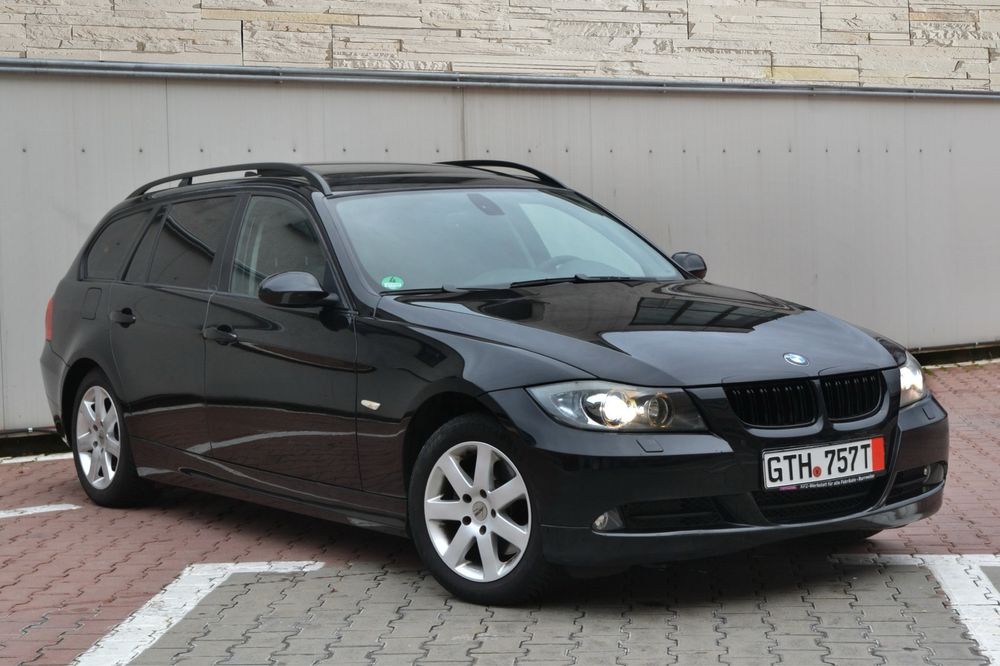 BMW seria 3 BMW 320d/ automat /Panoramic /NAVI/Xenon /GERMANIA