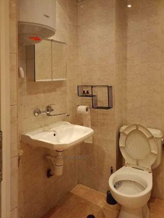 Дава се под наем Двустаен апартамент в Бургас, Лазур - 60 кв.м за 408 € - Снимка #9