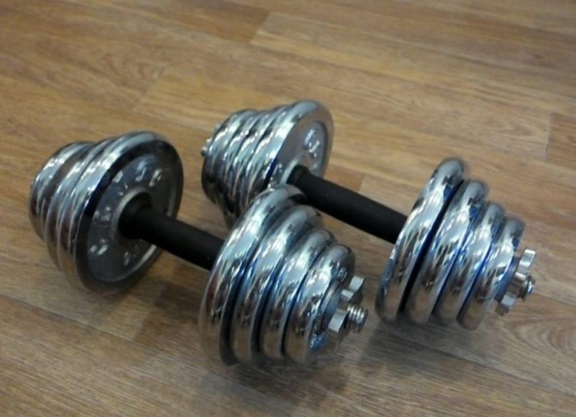 Продам 2 гантели 15кг