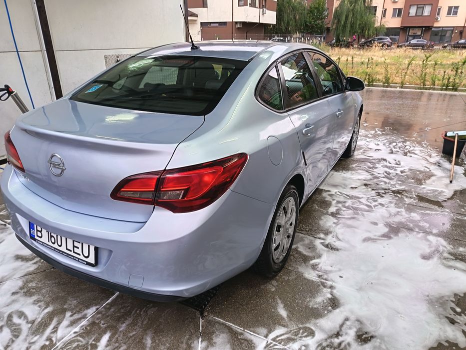 Vand sau Schimb Opel Astra J 2016