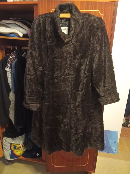 Vând blana naturala de alpaca