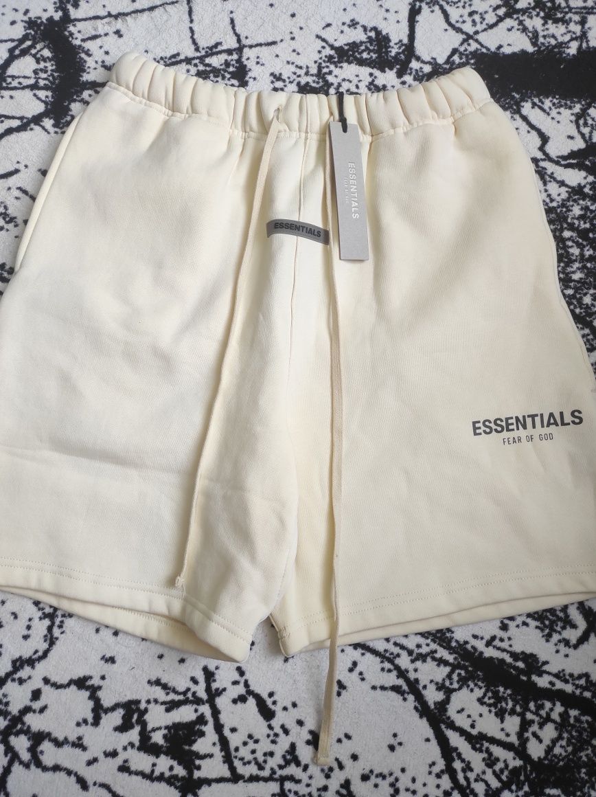 Essentials Shorts