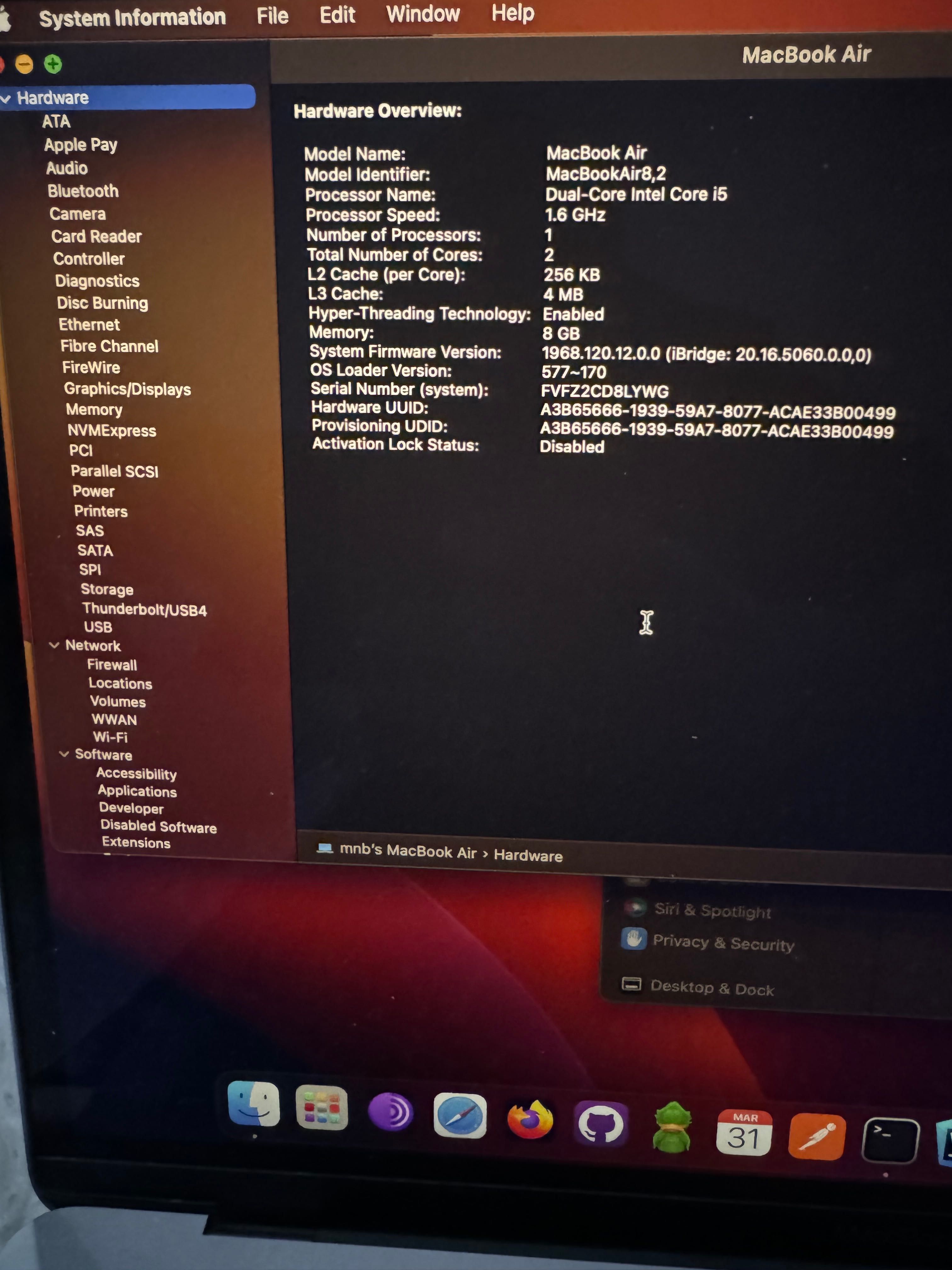 macbook air 13" 2019 i5 8gb RAM SSD 120gb