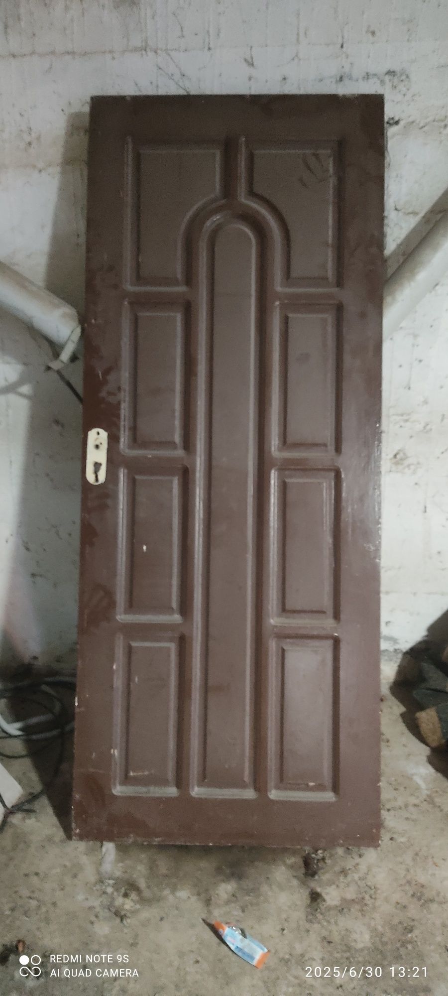 Eshiklar sotiladi