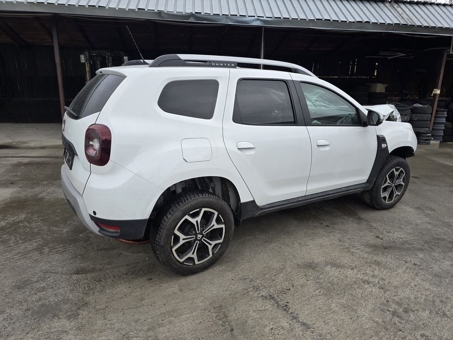 Dacia Duster 4x4 2020 1.3 TCE 150 cp  full Inmatriculat avariat lovit