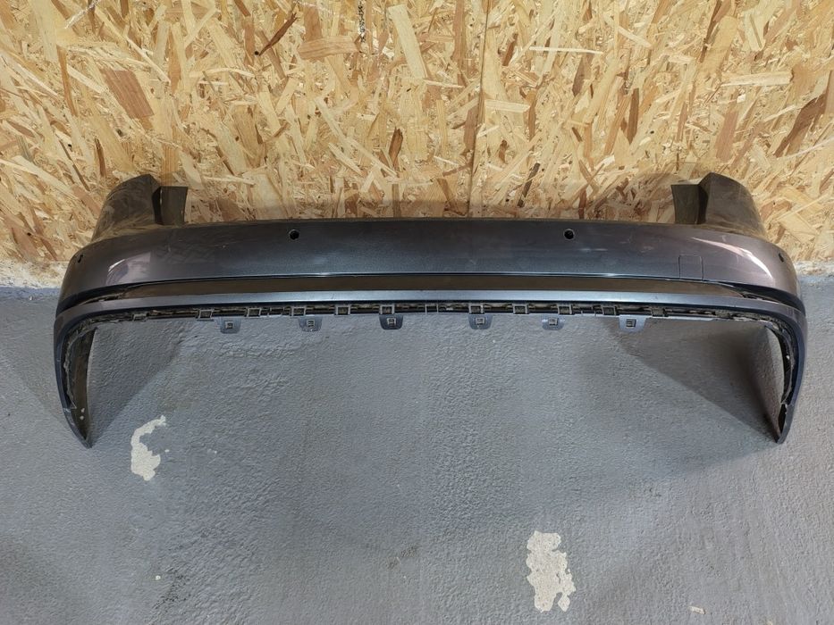 Bara spate Audi A4 B9 Kombi an 2015-2019 cu defect la o prindere