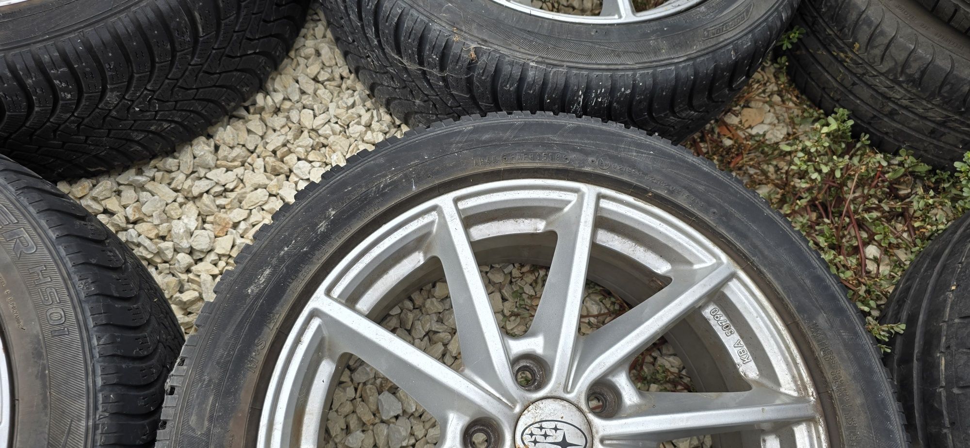 Зимни гуми 215 50 17 4 бр дот 2018 Falken
