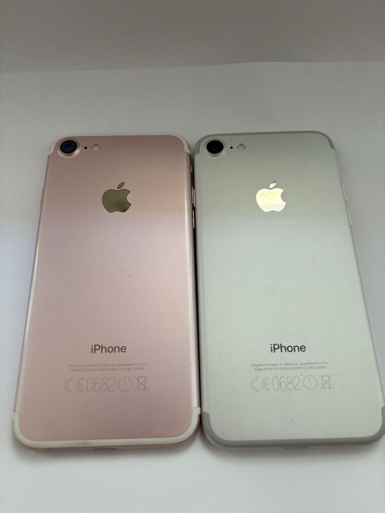 Vând 2 iPhone 7 pentru piese