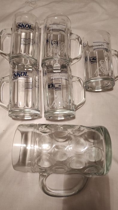 5 halbe de  bere Skol și una mare
