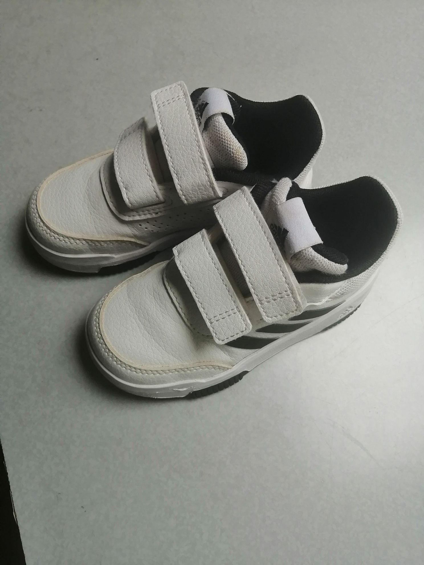 Adidas обувки за деца