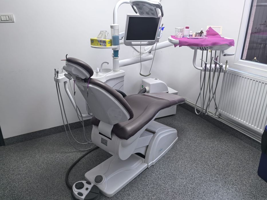 Vand unit dentar (scaun stomatologic)