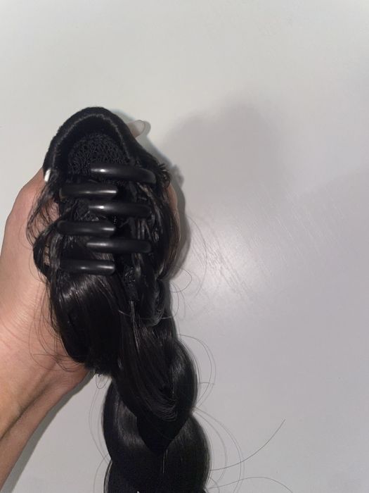 Extensie - coada de par impletita cu cleste