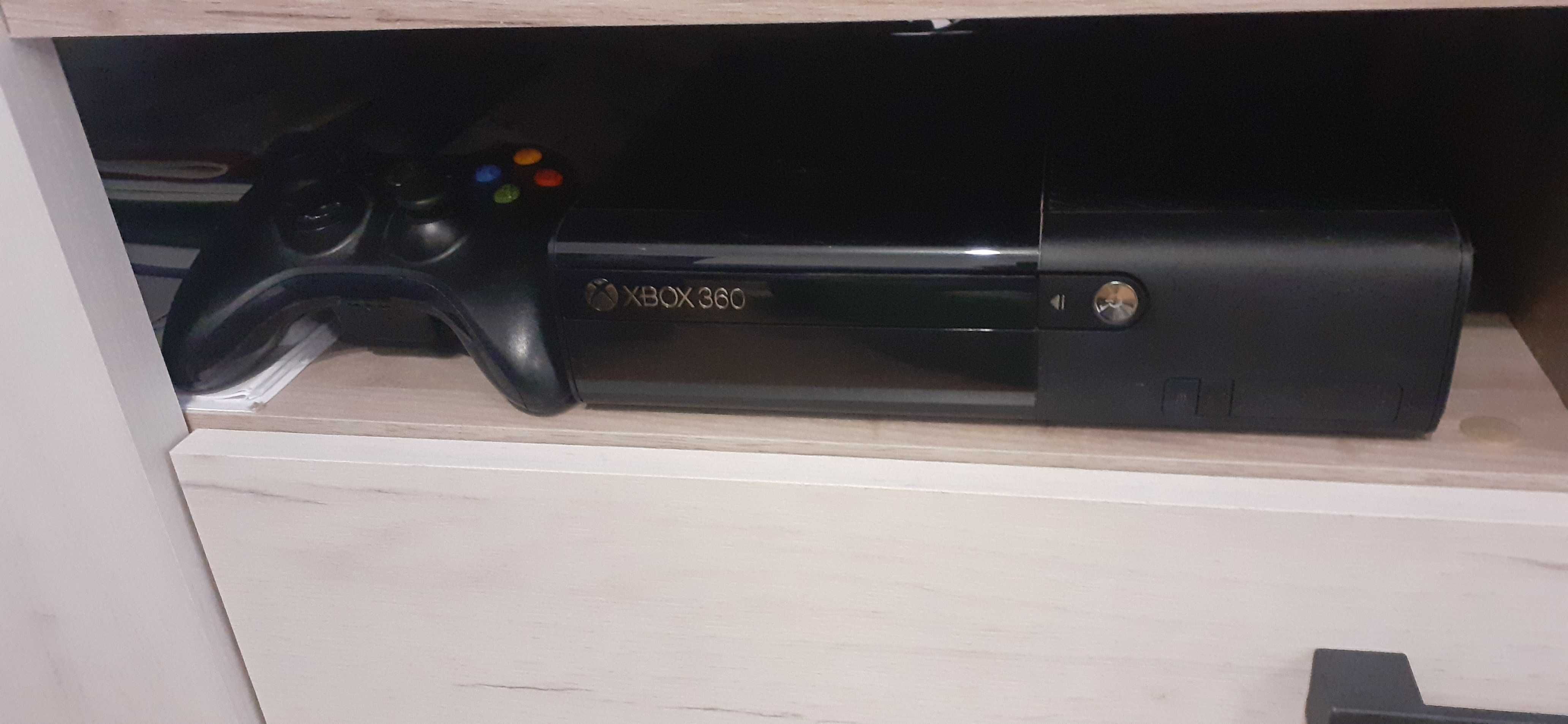 Продавам XBOX 360E 500GB