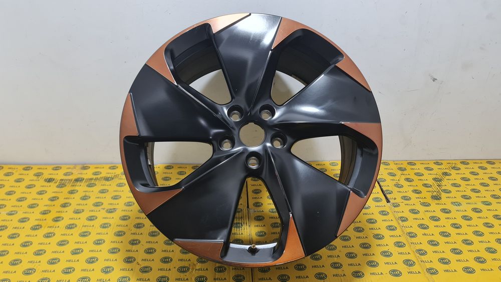 Janta 19 Seat Cupra Typhoon 10E601025L