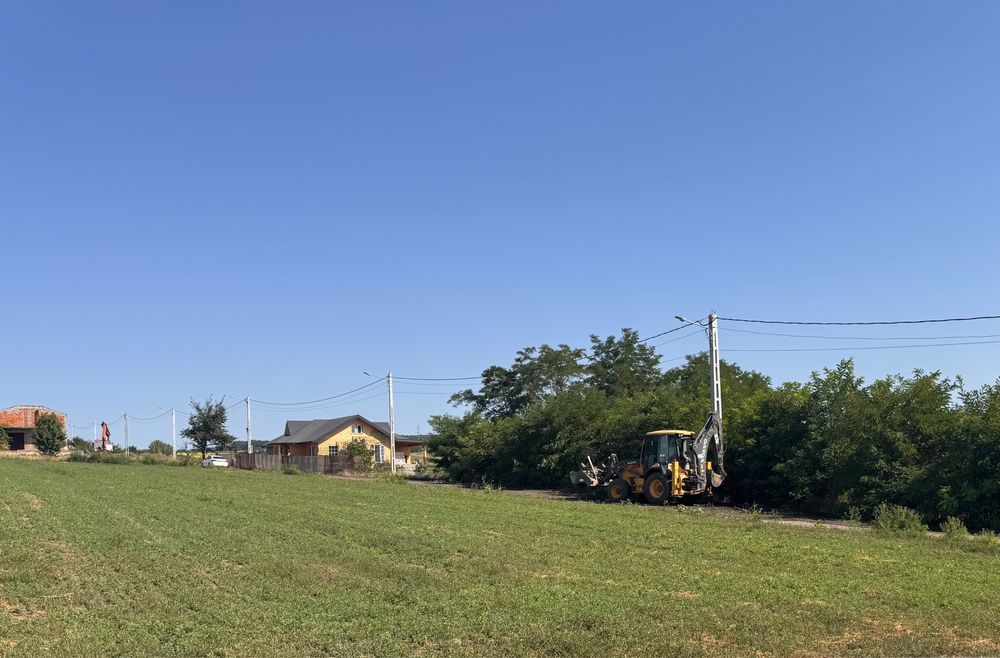 Teren Intravilan Aroneanu