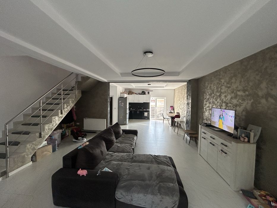 Vila individuala P+1 4 camere Mamaia Nord , Hanul cu Peste