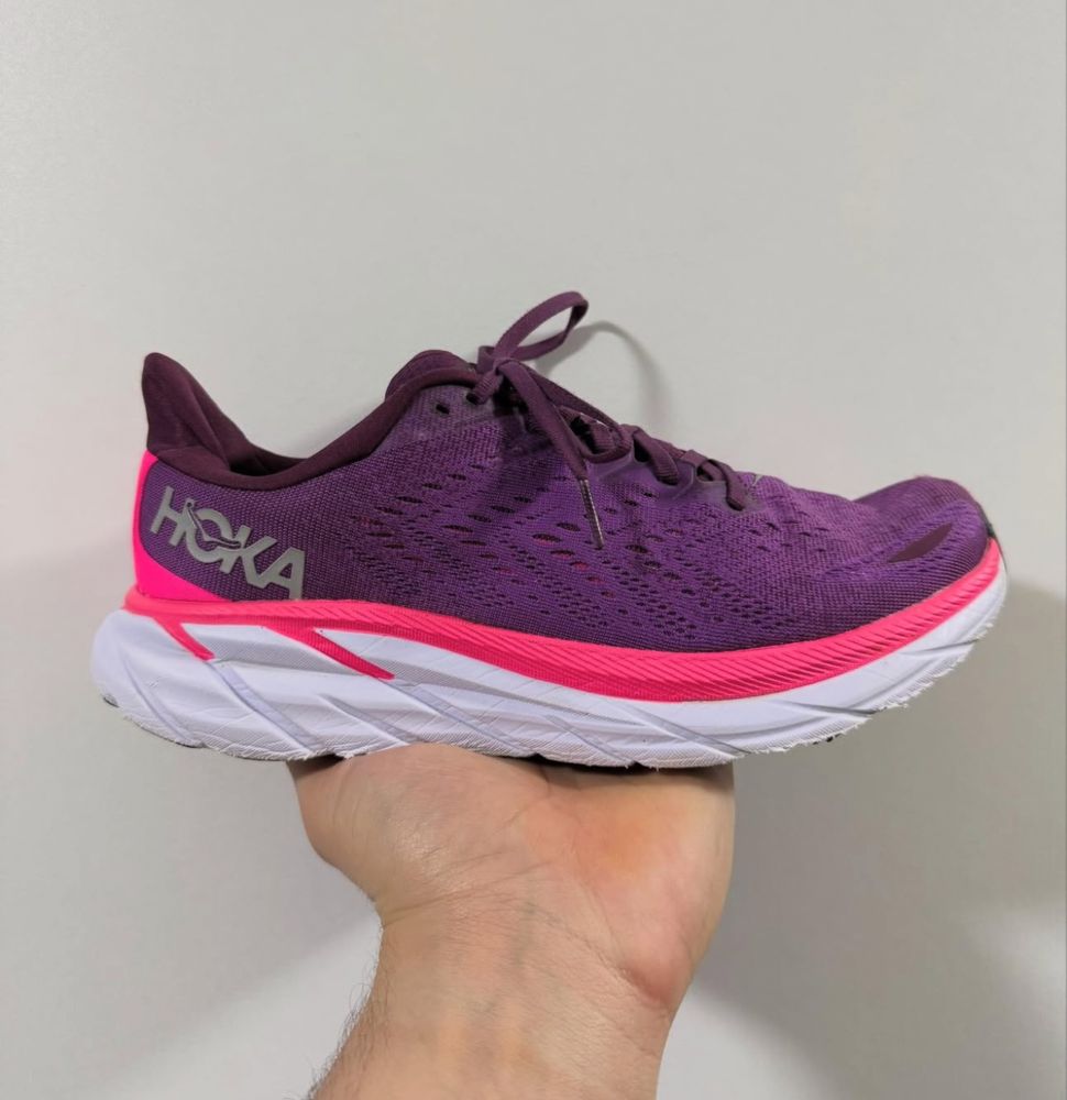 Hoka Clifton 8