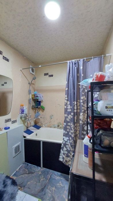 2/2/4. Сергели 2. Бывшее общежитие. Квартира 42 м². До метро 450 м!