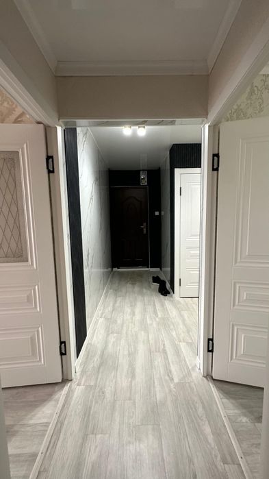 1 мкр 17 дом 2 комнат кв сатам