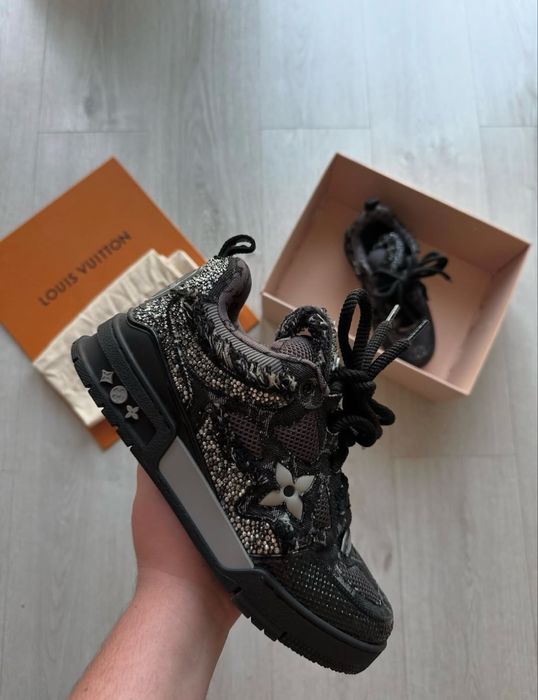 Louis Vuitton LV Skate crystals
