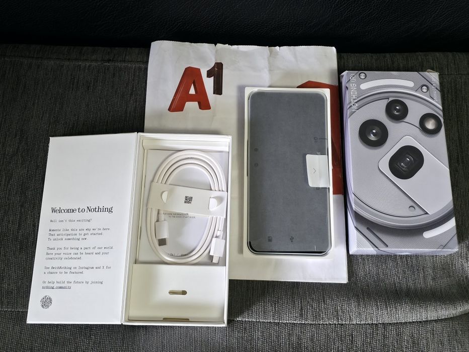 КАТО НОВ 256GB Nothing Phone ( 3a ) Pro Гаранция A1 2027г. Grey | Сив