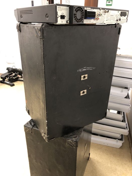 Boxe  2 buc Profesionale Bass +Amplificator Panasonic