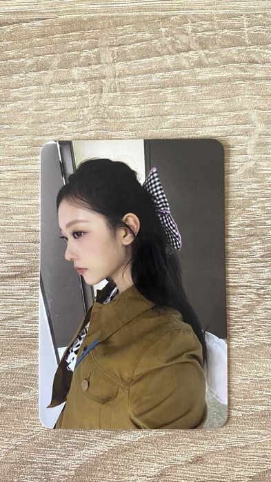 NewJeans Haerin  официална фотокартичка