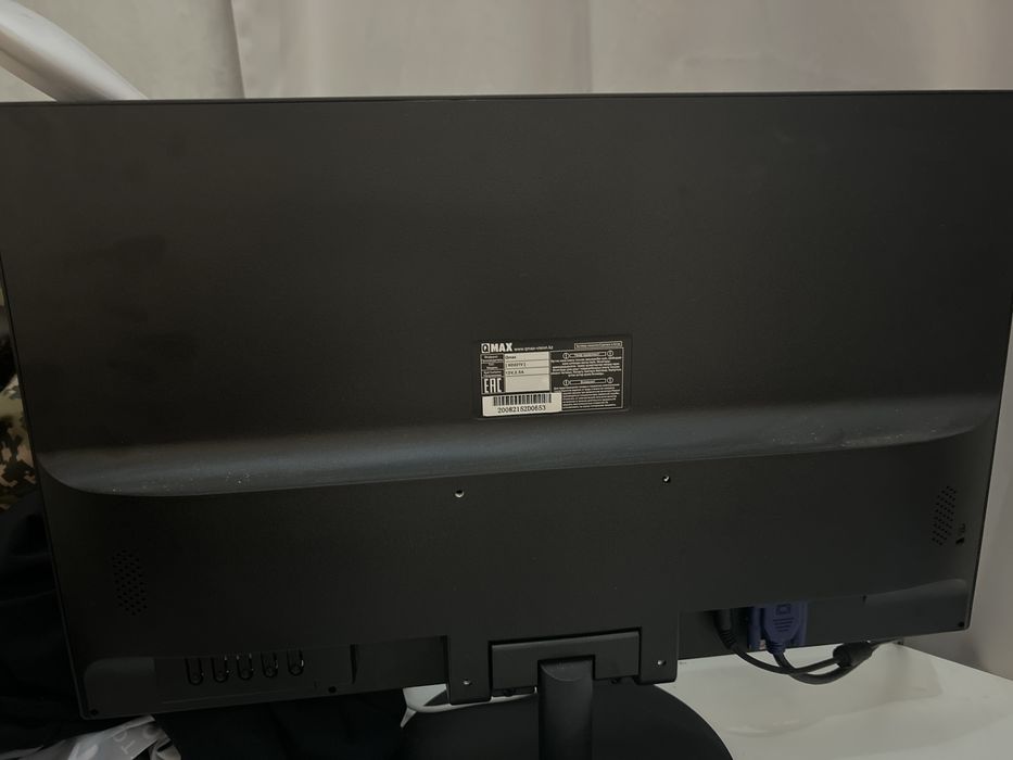 Монитор Qmax kd221v