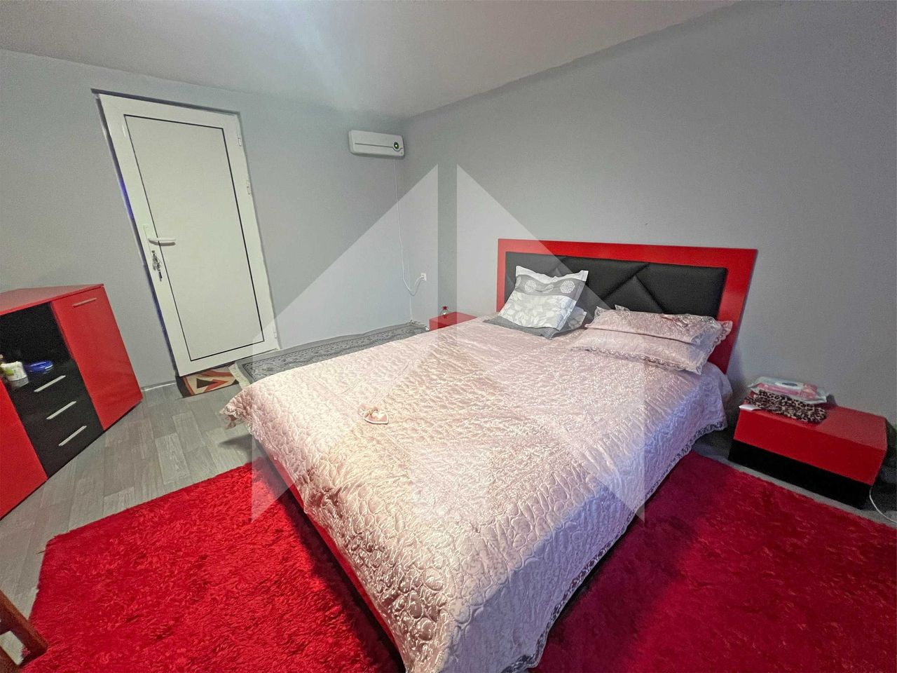 Продава се Етаж от къща в Нови пазар - 85 кв.м за 360 €/кв.м - Снимка #11