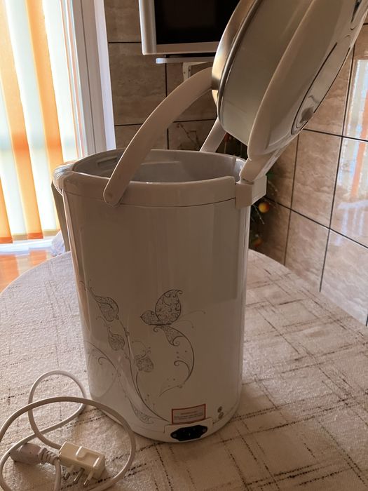 Fierbător electric FIESTA, 5L, pentru apă, ceai, vin fiert, lichide