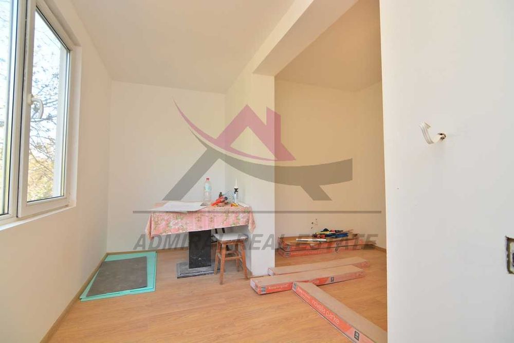 Продава се Тристаен апартамент в Варна, Трошево - 68 кв.м за 1986 €/кв.м - Снимка #3