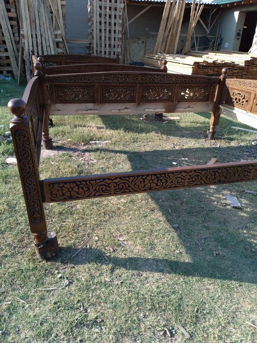 Сури карават тапчан яасаймиз