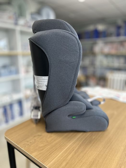 Столчета за кола с КРАШТЕСТ i-size 76-150см(9-36кг)isofix