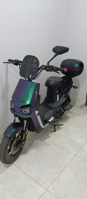 Скутер  почти новая 2025