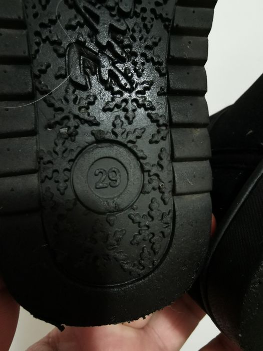 Ghete  tip   Ugg nr 29