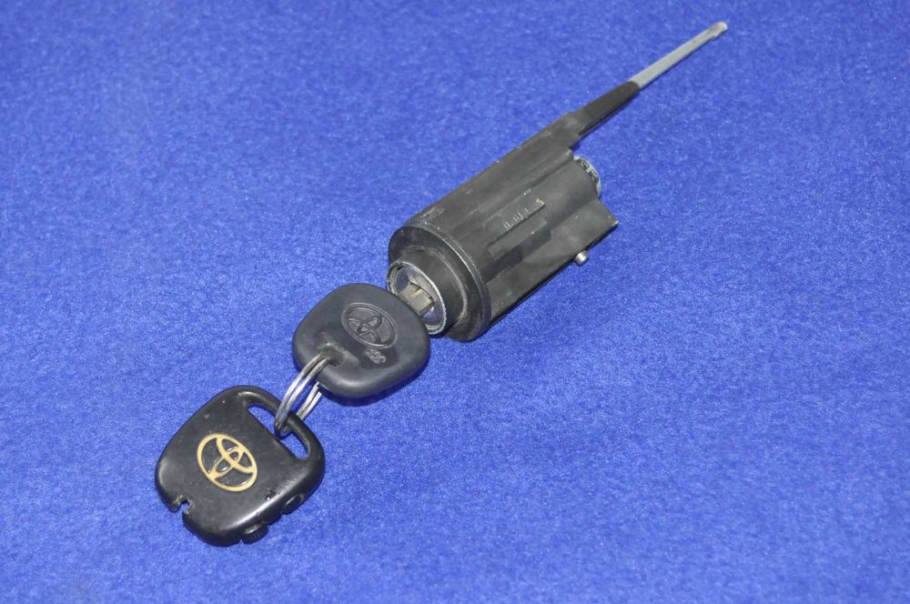 Замок зажигания Toyota Mark Ii 2001  GX110